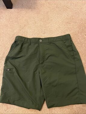 Gerry Men's Olive Green Shorts